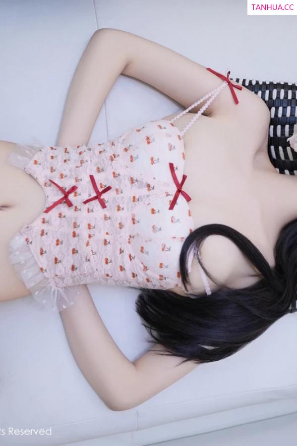   [XiuRen]高清写真图 2024.04.19 No.8424 晚苏susu 美腿性感第19张图片